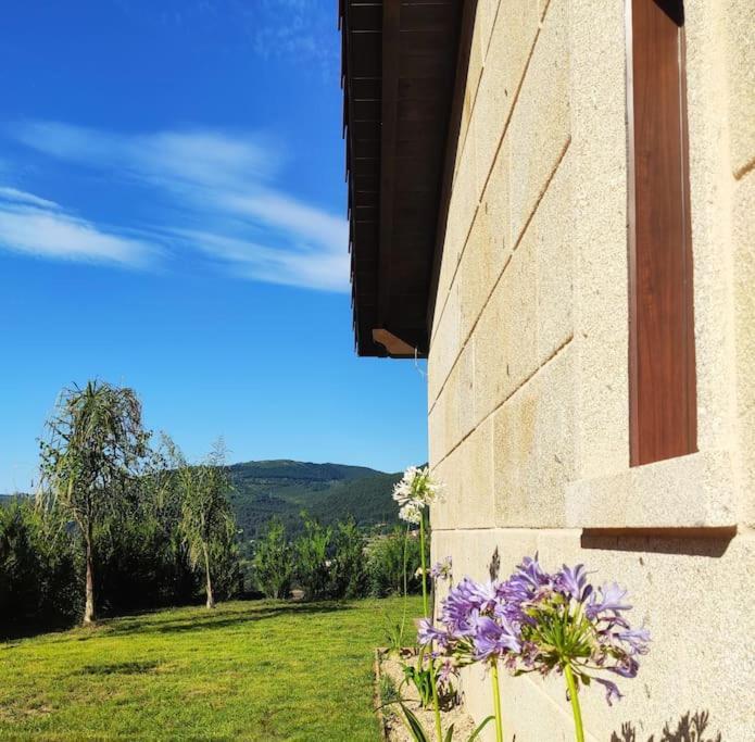 Casa Nueva En Vigo Rural Mos Con Jacuzzi Y Chimenea Para Escapada Romantica 庞特维德拉 外观 照片